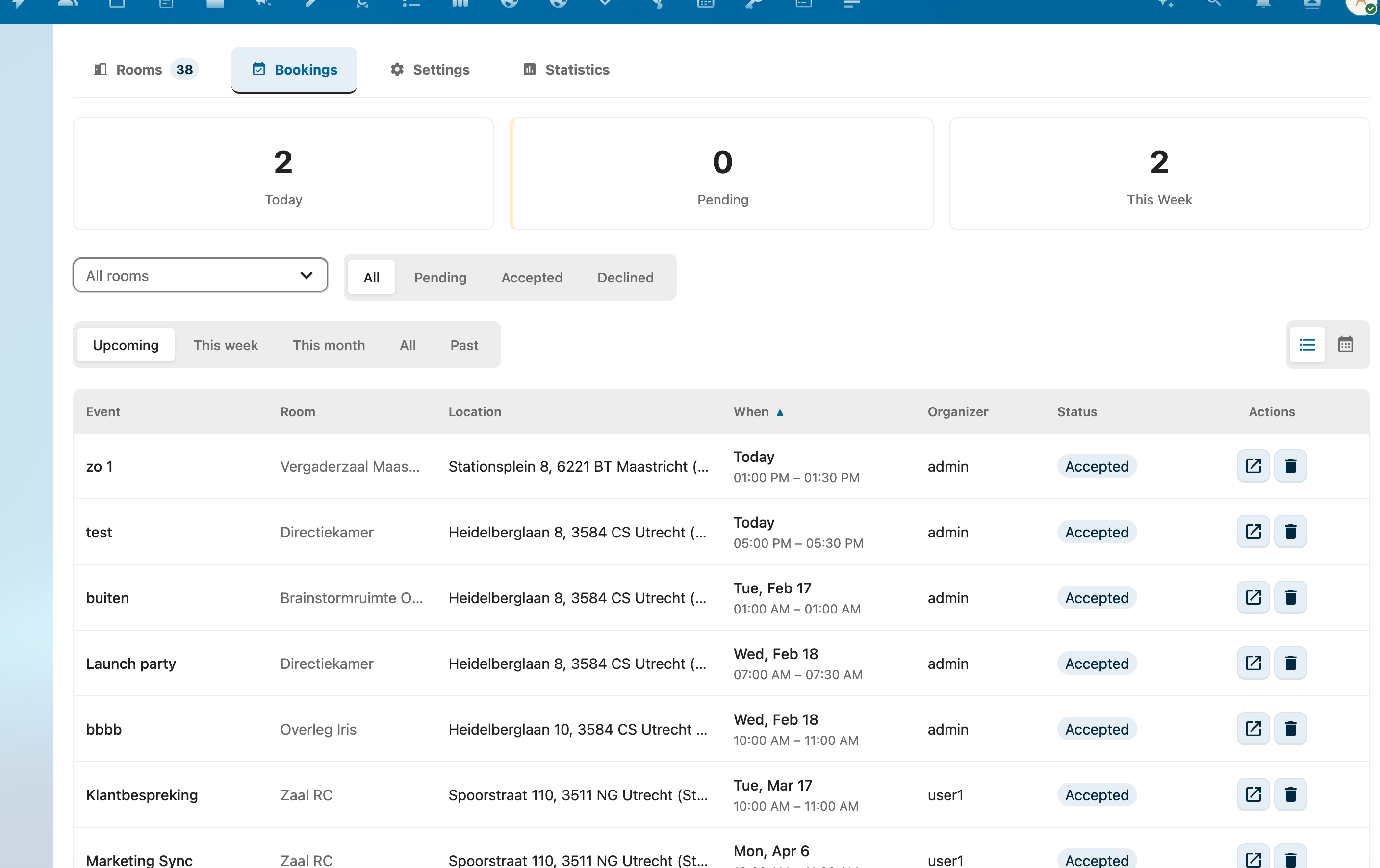 Bookings overview — list of all bookings with status and filters